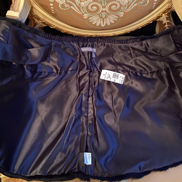 Rabbit Fur Stole - Tristan & Iseut - Picture 6 of 7